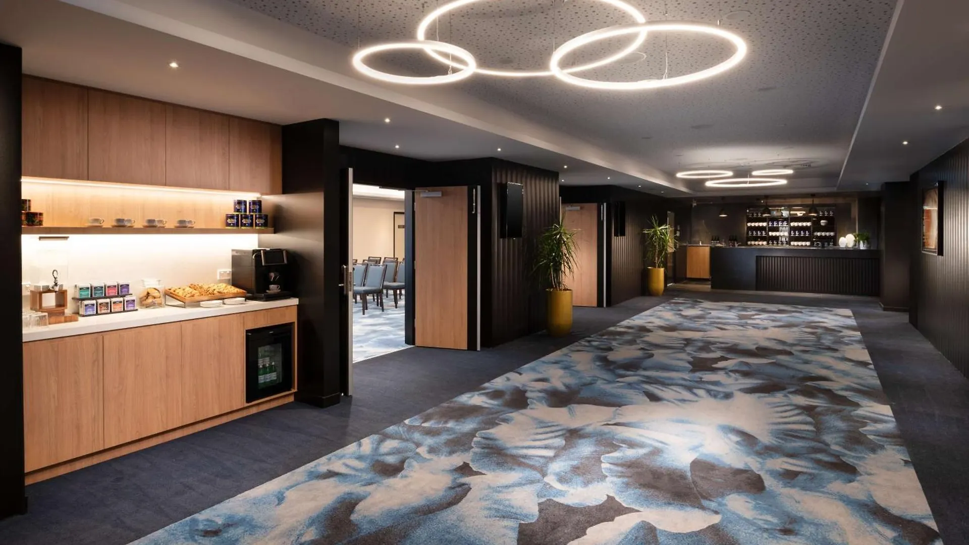 Doubletree By Hilton Hobart Hotel